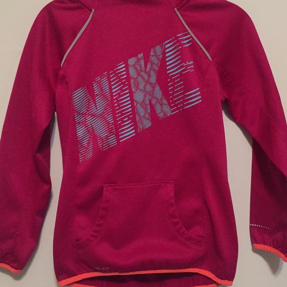 Nike Other - Girls Nike therma-fit hooded sweater size m